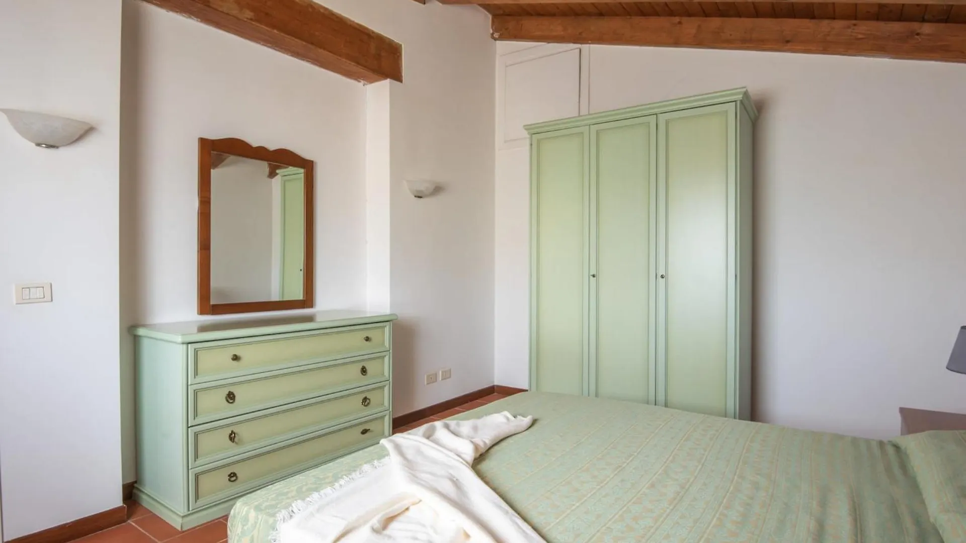 Charming Sea Villa Shared Pool Sleeps 6 V6In Punta de su Torrione